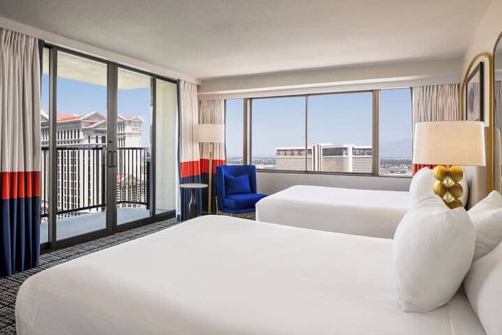 Room 114 of 375