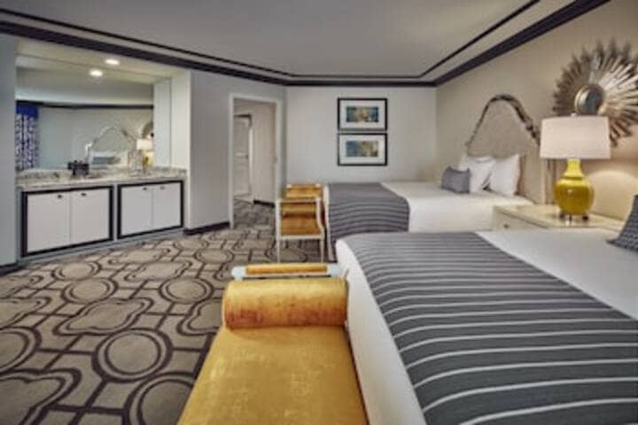 Room 64 of 375
