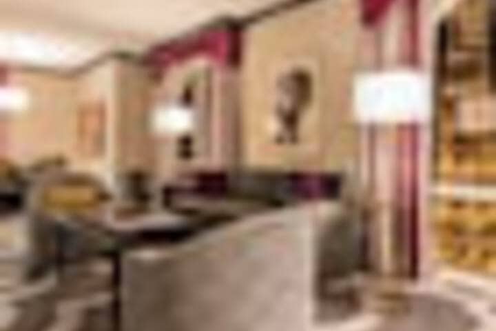 Room 86 of 375